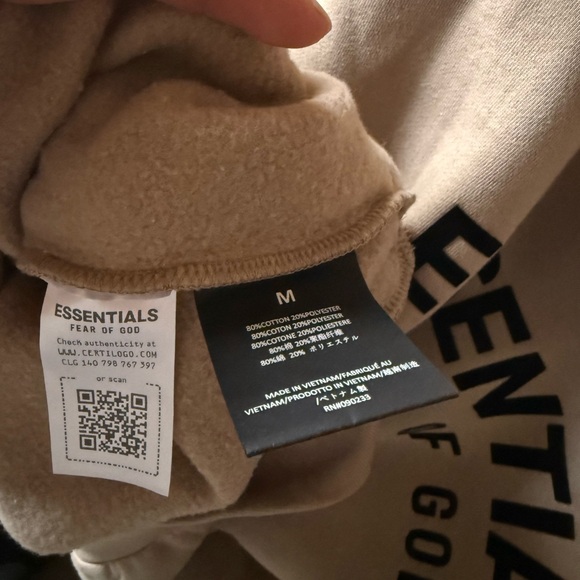 Fear of God Essentials Desert Sand Sweatshirt - Picture 5 of 5